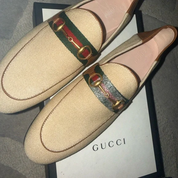 Gucci Tan and Brown Loafers with Green Accent - Picture 10 of 16
